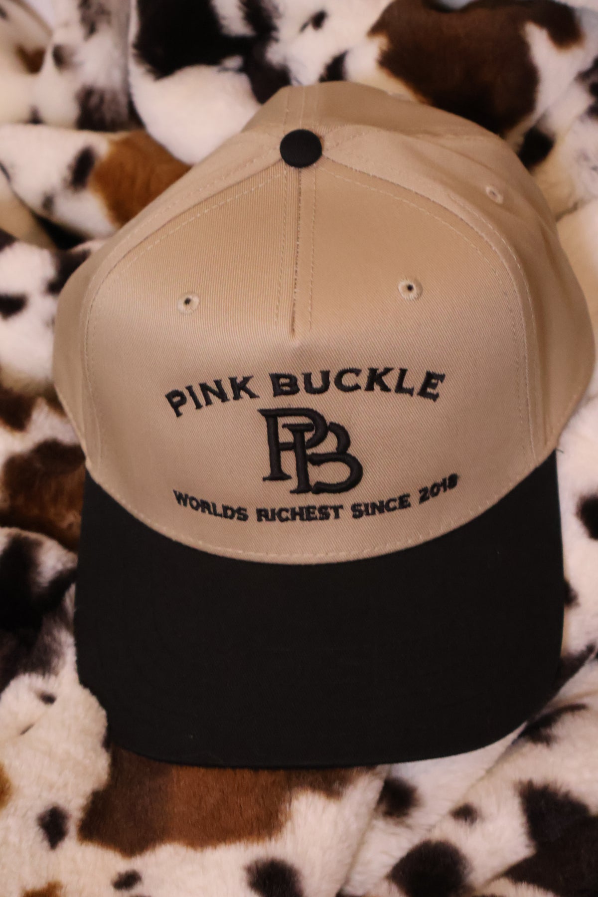 Two Tone Pink Buckle Hat Cream